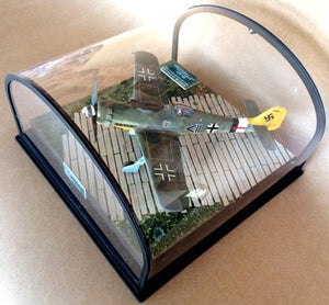 Sheer Model - Display Case - Hangar Shaped 214 X 226 X 118 mm