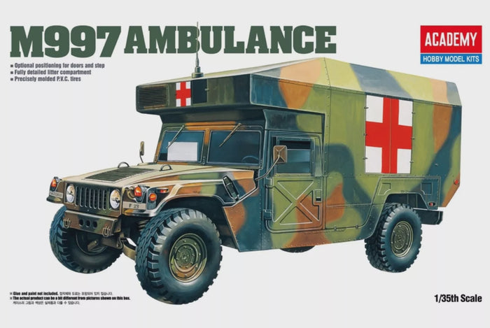 Academy - 1/35 M997 Maxi Ambulance