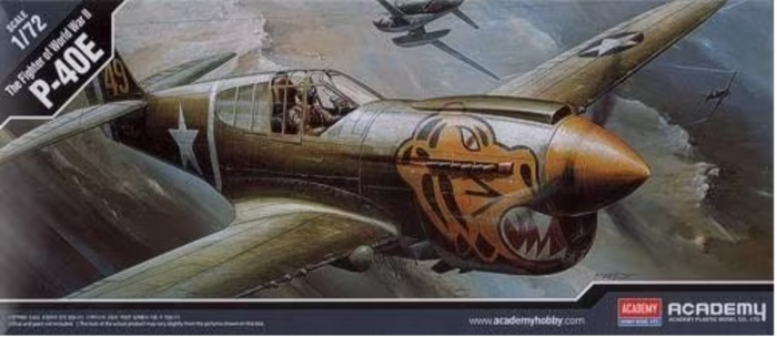 Academy - 1/72 P-40E Warhawk