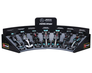 Burago - 1/43 Mercedes F1 Deluxe Gift Box (7 Cars + Stand)