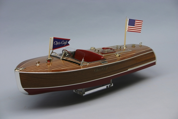 Dumas - 1941 Chris-Craft 16" (406mm)