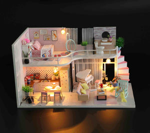 Pocohouze - Mini DIY House - Anna's Pink Melody w/ LED Light