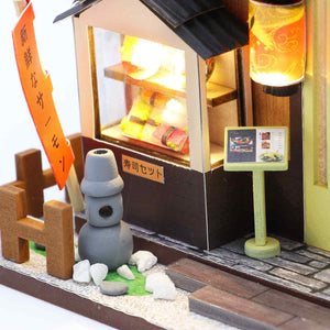 Pocohouze - Mini DIY House - Gibbon Sushi w/ LED Light