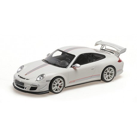 Minichamps - 1/18 Porsche 911 GT3 RS4.0 White 2011