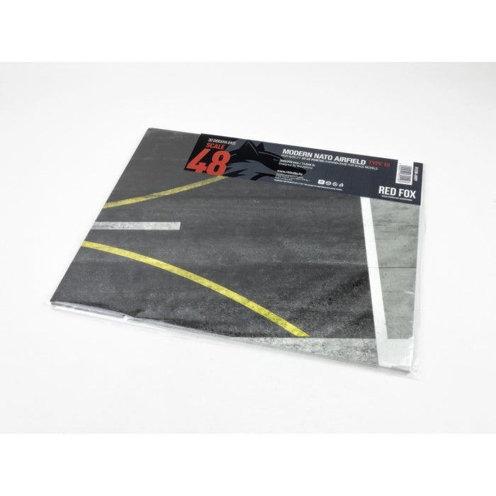 Red Fox Studio 48009 - 1/48 Modern NATO Airfield Type 10 300x230mm (Universal)