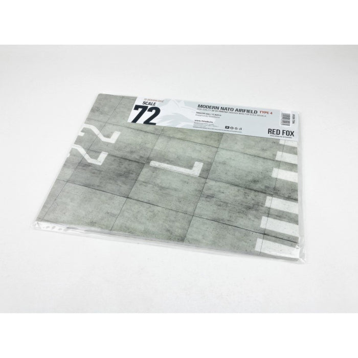Red Fox Studio 72004 - 1/72 Modern NATO Airfield Type 4 300x230mm (Universal)