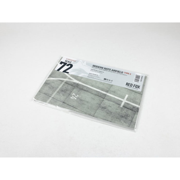 Red Fox Studio 72015 - 1/72 Modern NATO Airfield Type 3 250x160mm (Universal)