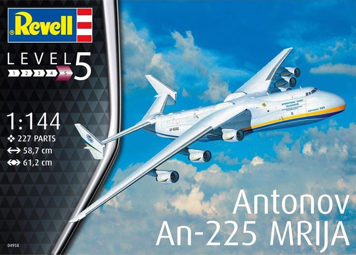 Revell - 1/144 Antonov AN-225 MRIJA w/ Undercarraige