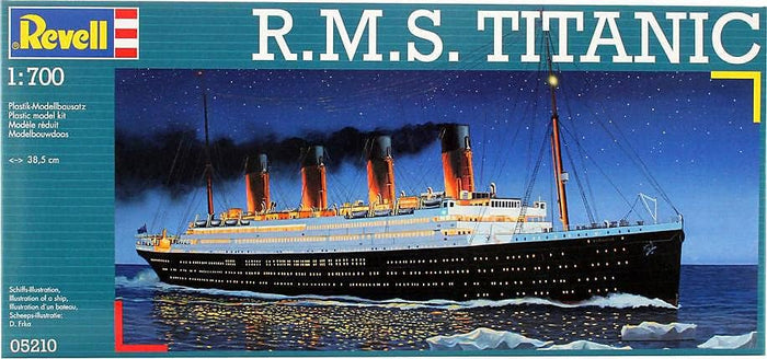 Revell - 1/700 R.M.S Titanic