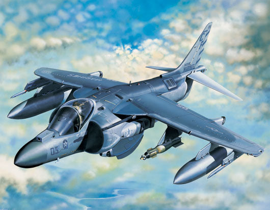 Trumpeter - 1/32 AV-8B Harrier II Plus