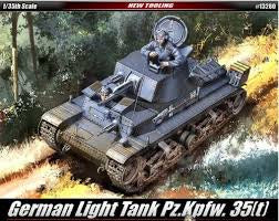Academy - 1/35 Pz.Kpfw.35T Tank