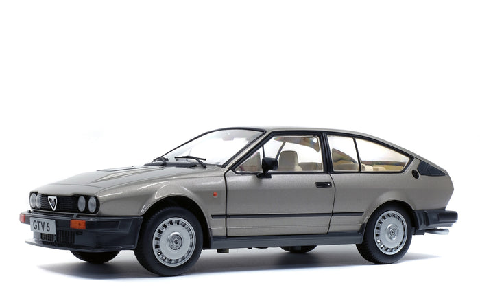 Solido - 1/18 Alfa Romeo GTV6 Silver 1984