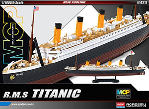 Academy - 1/1000 R.M.S. Titanic