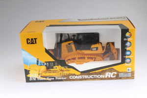 CAT/DM  - R/C 1/24  D7E Tractor w/ Battery & USB Charger