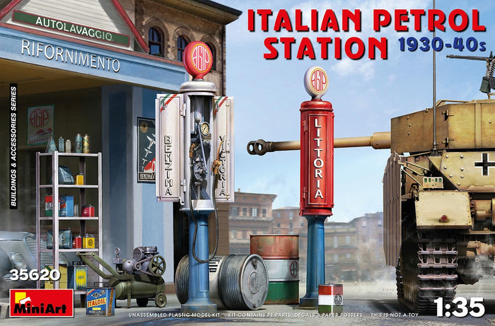 Miniart - 1/35 Italian Petrol Station 1930-40s