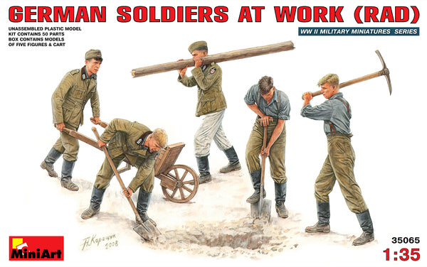 Miniart - 1/35 German Soldiers at Work