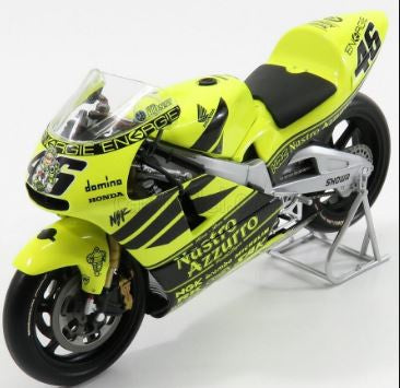 Minichamps - 1/12 Honda NSR 500 P-Season Test Bike (V. Rossi) 2001