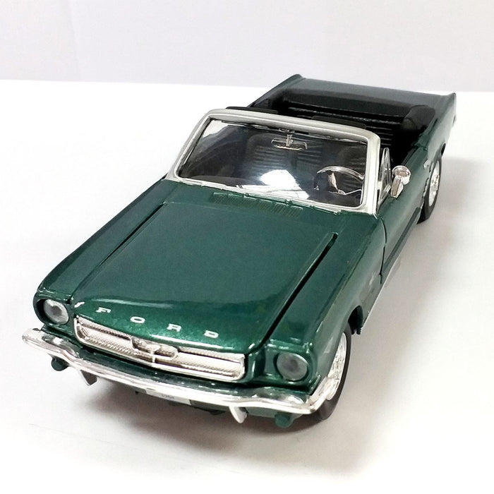 Motor Max - 1/24 Ford Mustang (Convertible) Metallic Green 1964