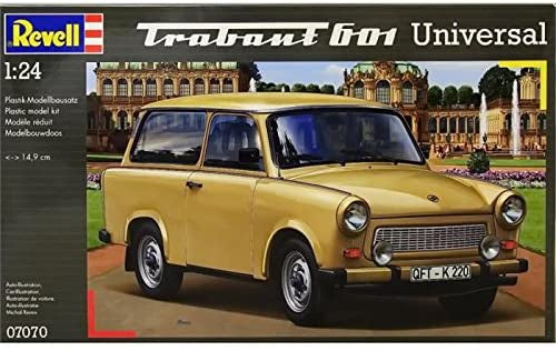 Revell - 1/24 Trabant 601 Universal
