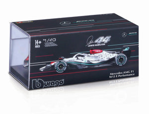 Burago - 1/43 Mercedes AMG F1 W13 2022 w/ Driver Figure - Case(Asst)