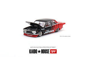 MiniGT - 1/64 Datsun 510 Pro Street ADVAN (Kaido house) view of engine with open hood