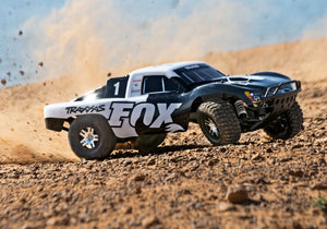 Traxxas - Slash 2WD Brushless W/TSM Fox in-action