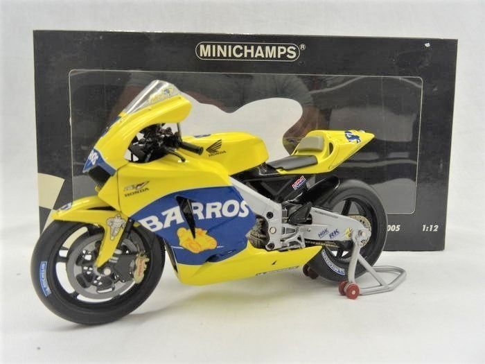 Minichamps - 1/12 Honda RC211V (A. Barros) MotoGP 2005