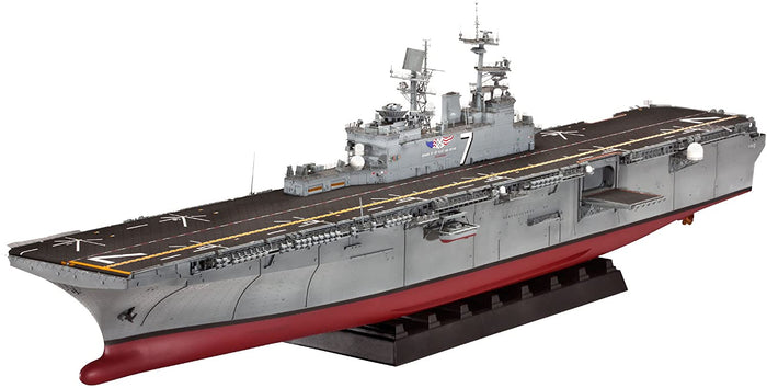 Revell - 1/350 USS Iwo Jima Lmtd. P/Etched 1400 Parts